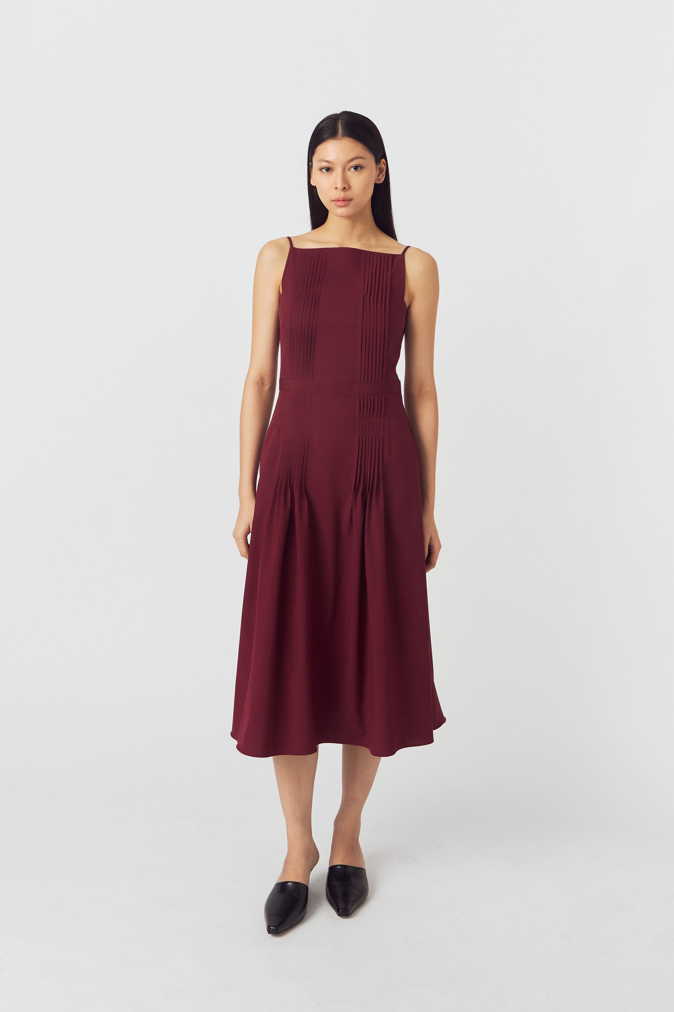 OLIVIA DRESS MAROON