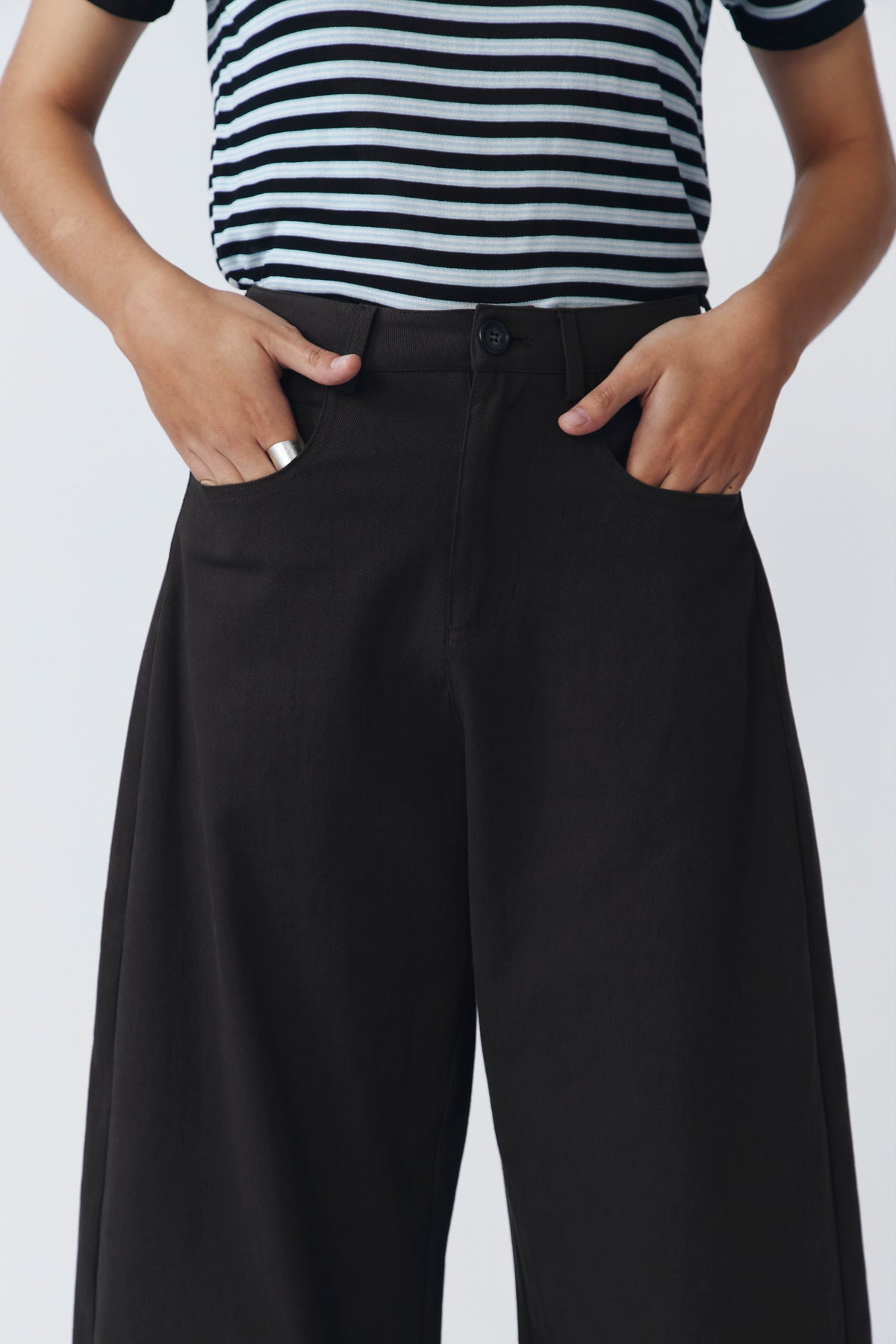 RUIGA PANTS DARK BROWN