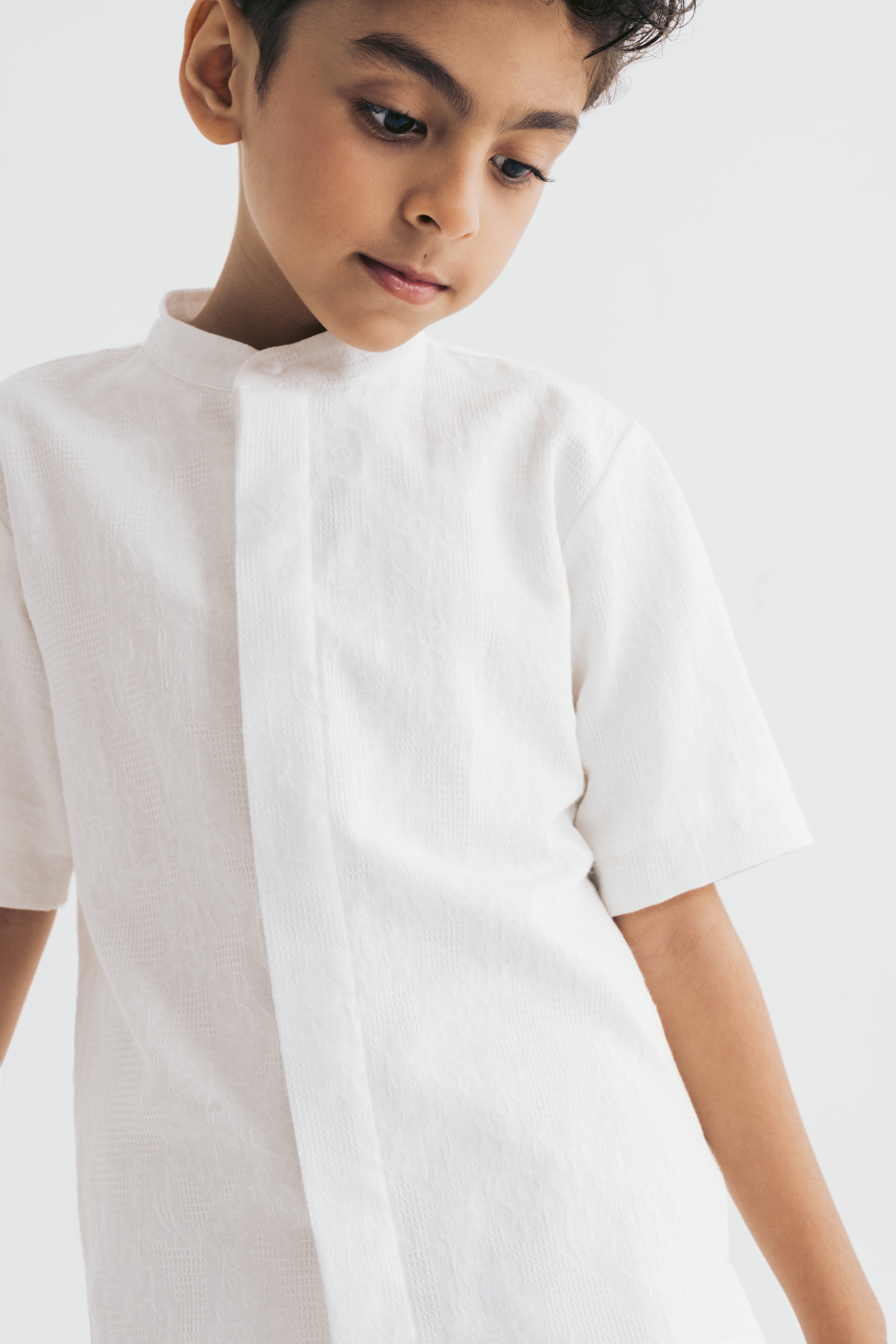 AKIO SHIRT WHITE