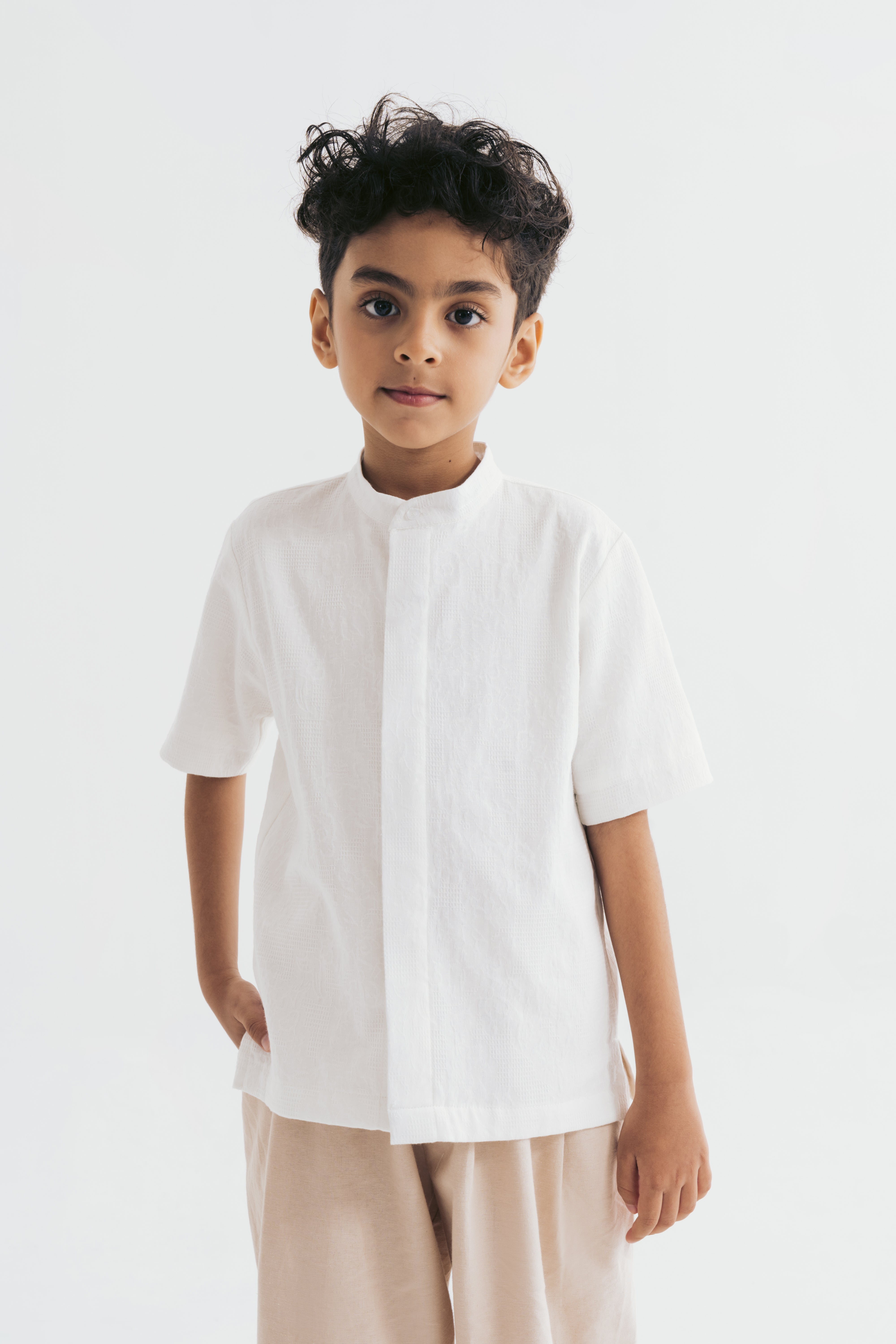 AKIO SHIRT WHITE