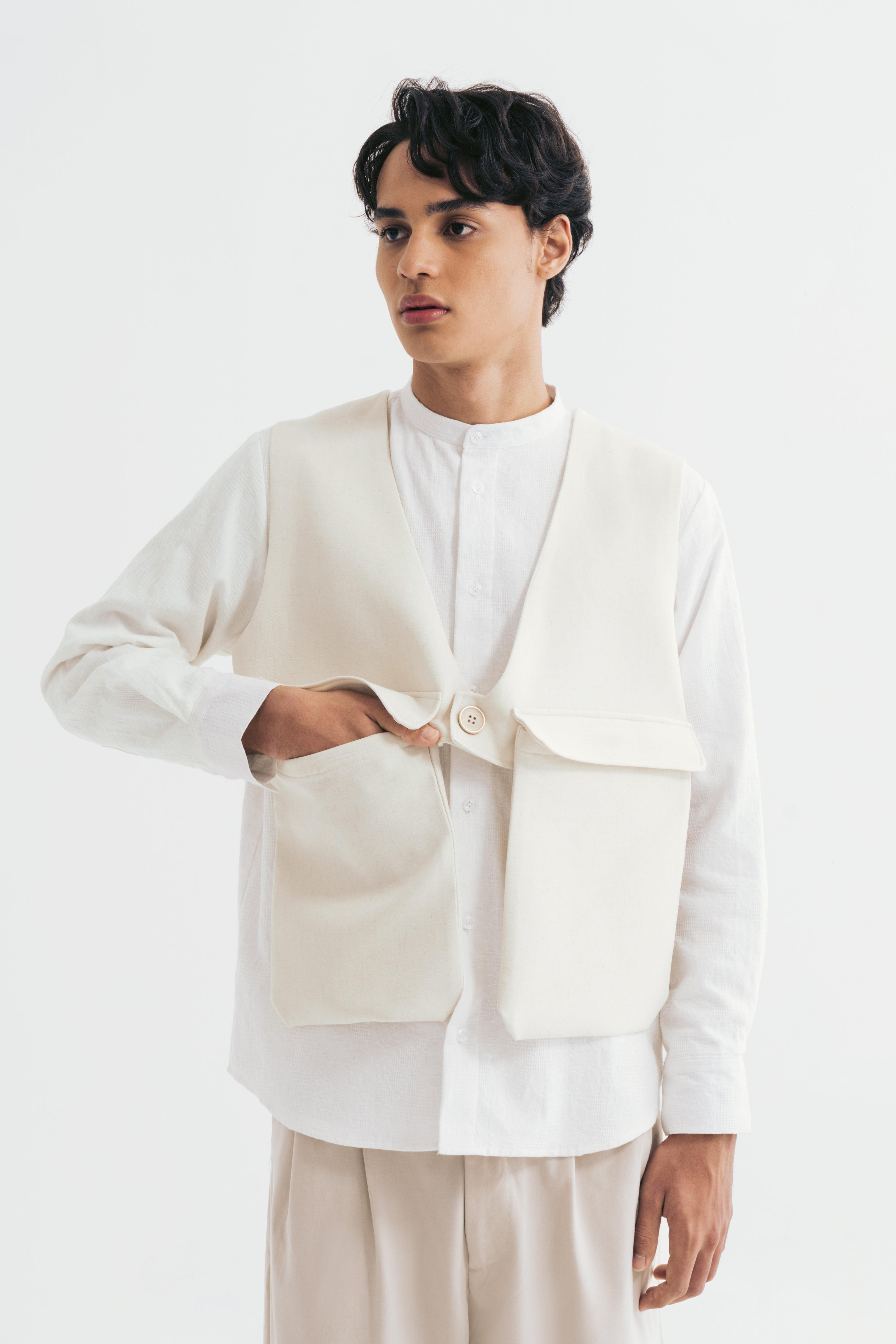 REIN VEST BEIGE