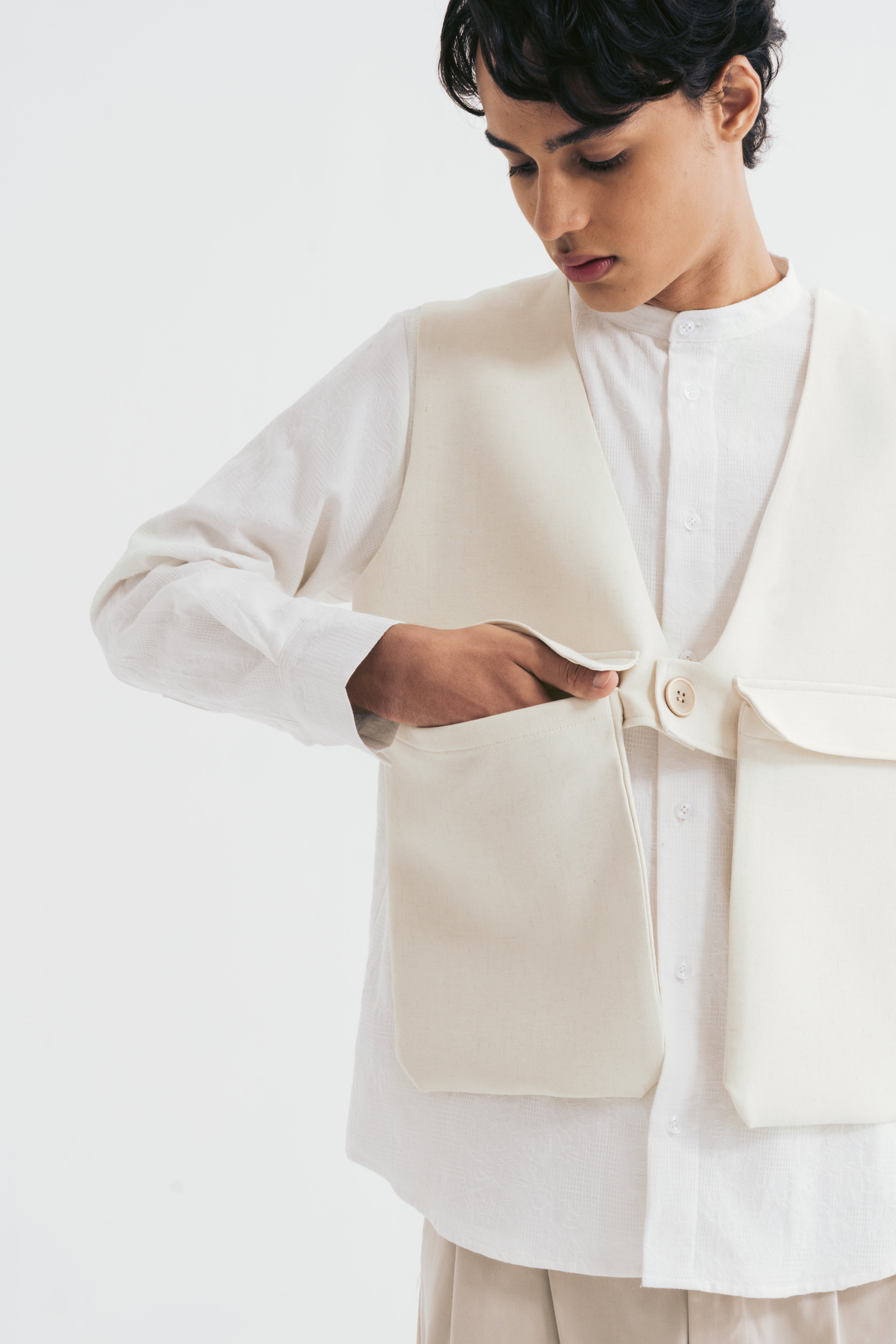 REIN VEST BEIGE