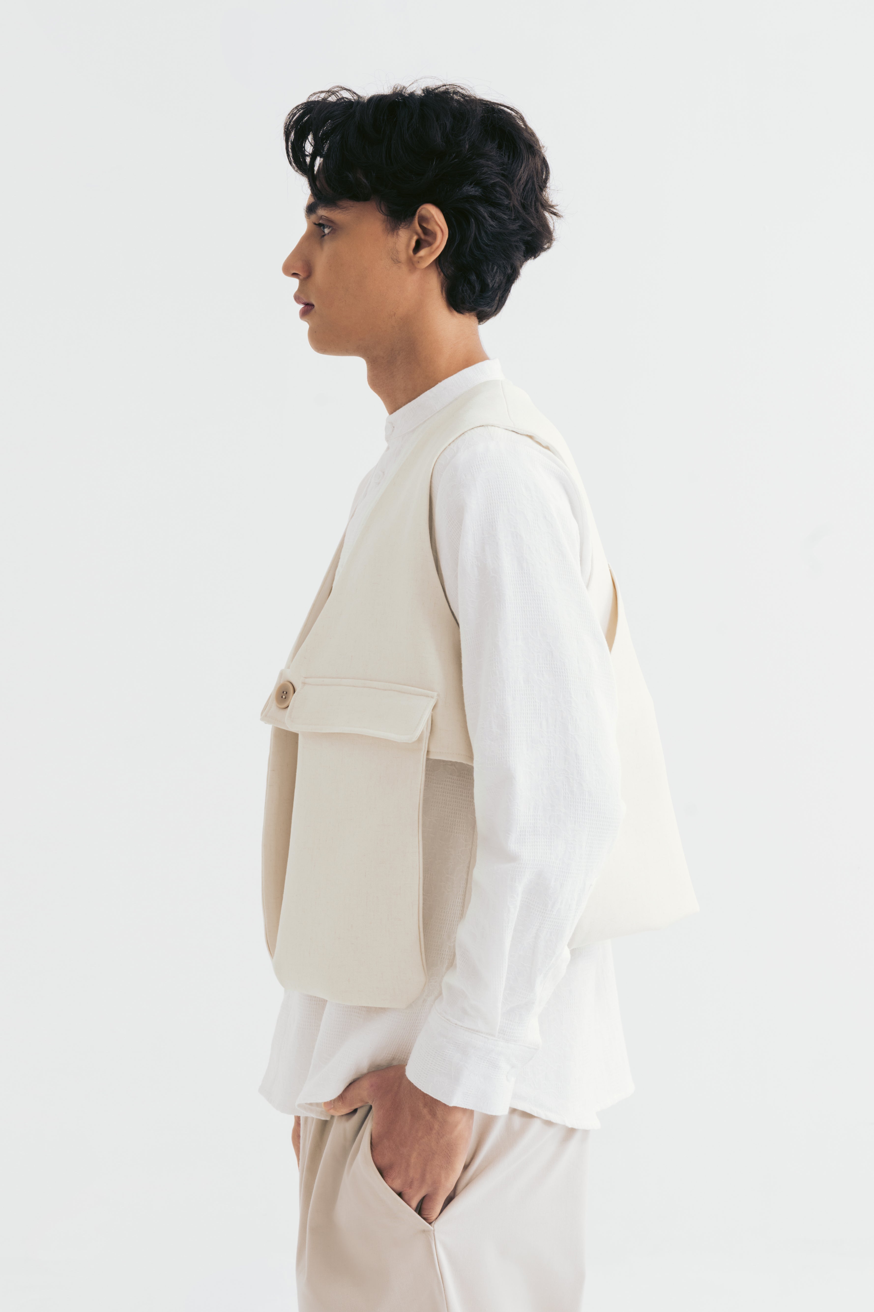 REIN VEST BEIGE