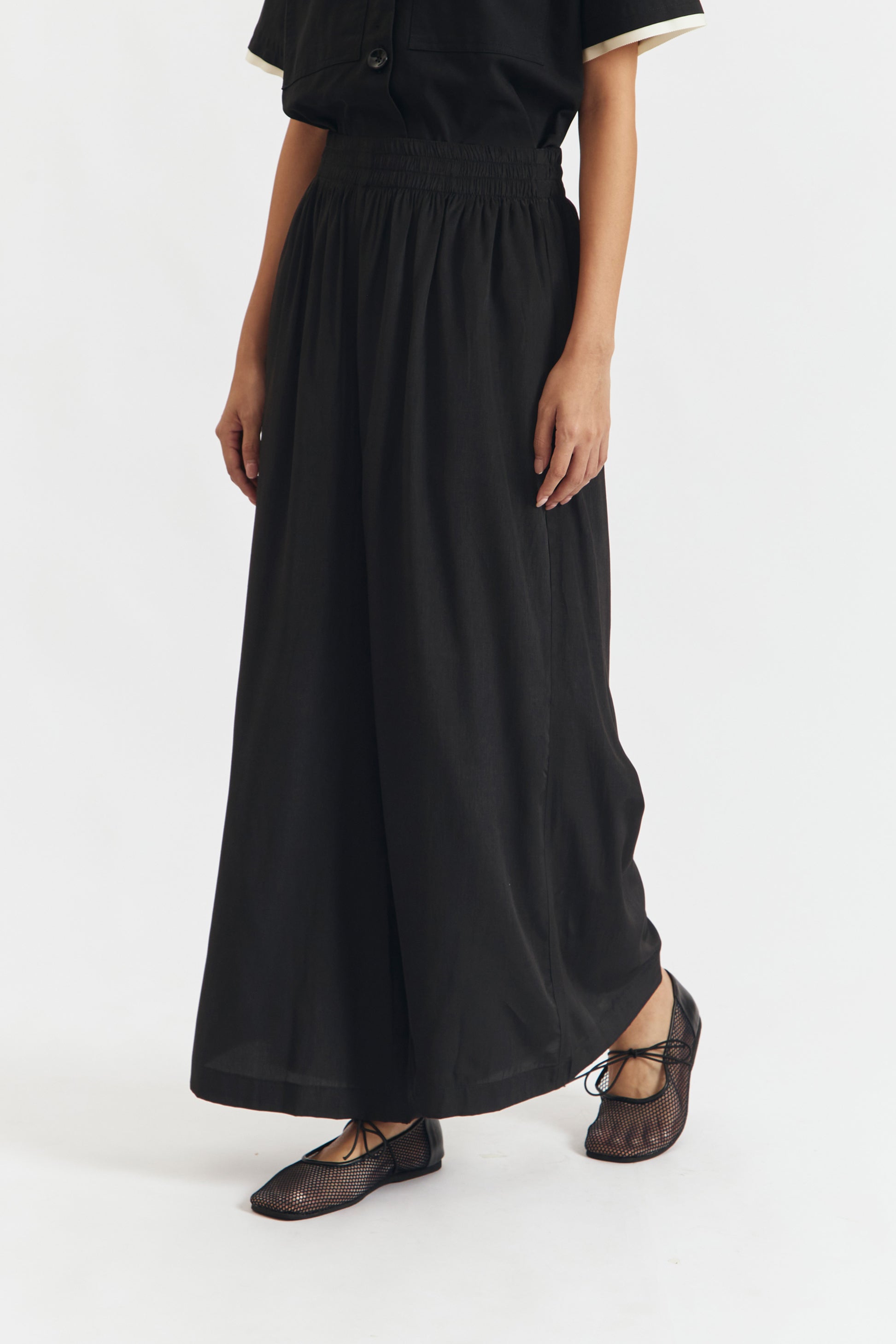 ZICCA PANTS BLACK