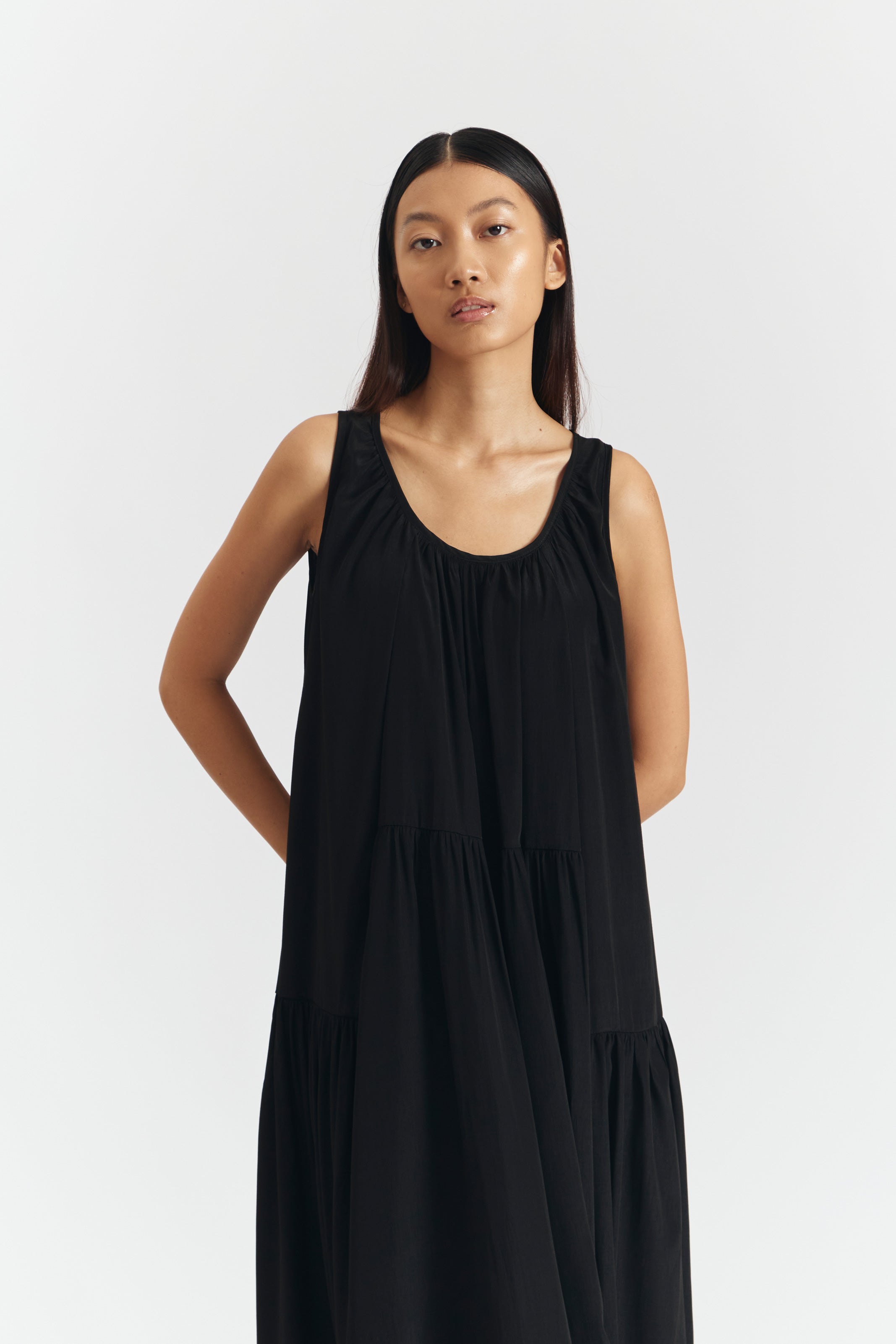 PLIO DRESS BLACK